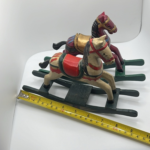 Set of 4 vintage hand made wooden horses - Picture 14 of 14